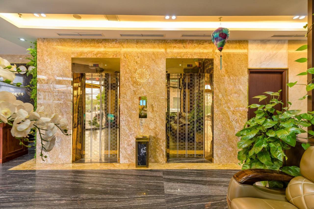 Orchide'Es Hotel Đà Nẵng Kültér fotó